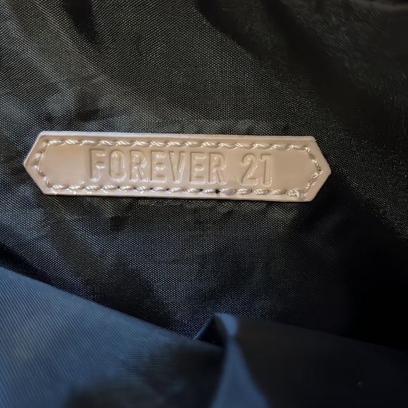 Pink clutch - Picture 2 of 2